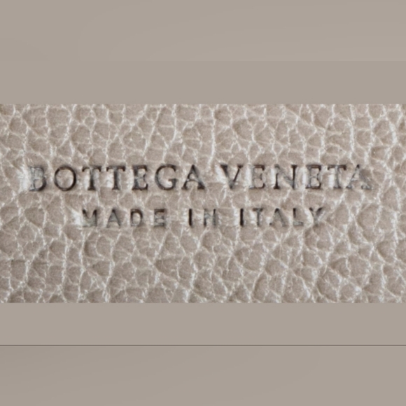 Bottega Veneta Intrecciato Nappa Wallet LIKE NEW. Christmas SALE!! - Picture 5 of 7